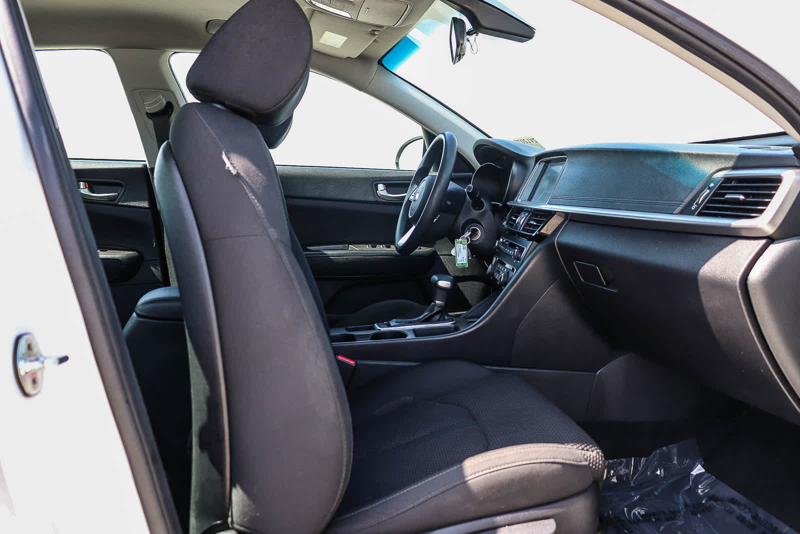 Thumbnail: 2019 Kia Optima - 17