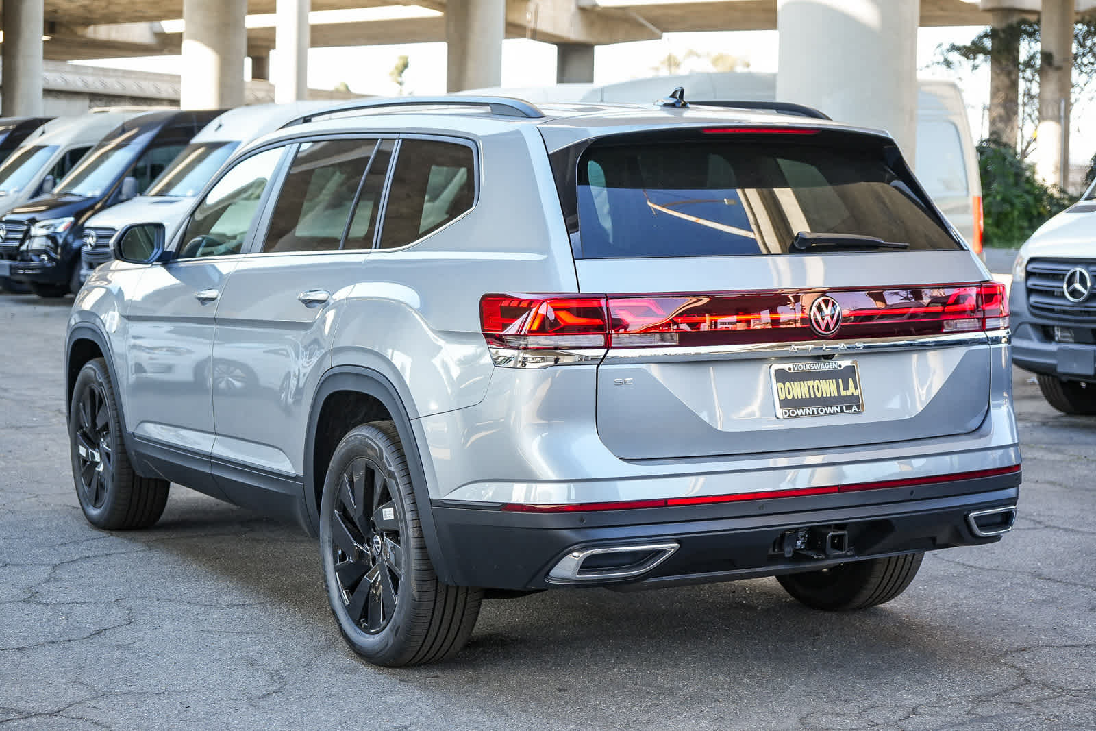 Thumbnail: 2026 Volkswagen Atlas - 8