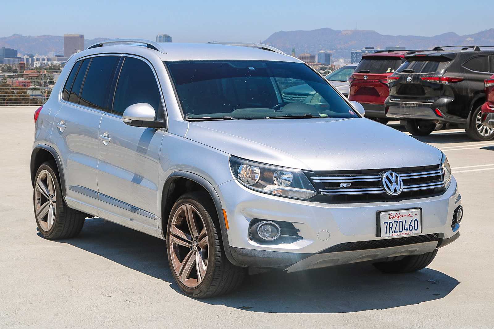 Thumbnail: 2016 Volkswagen Tiguan - 3