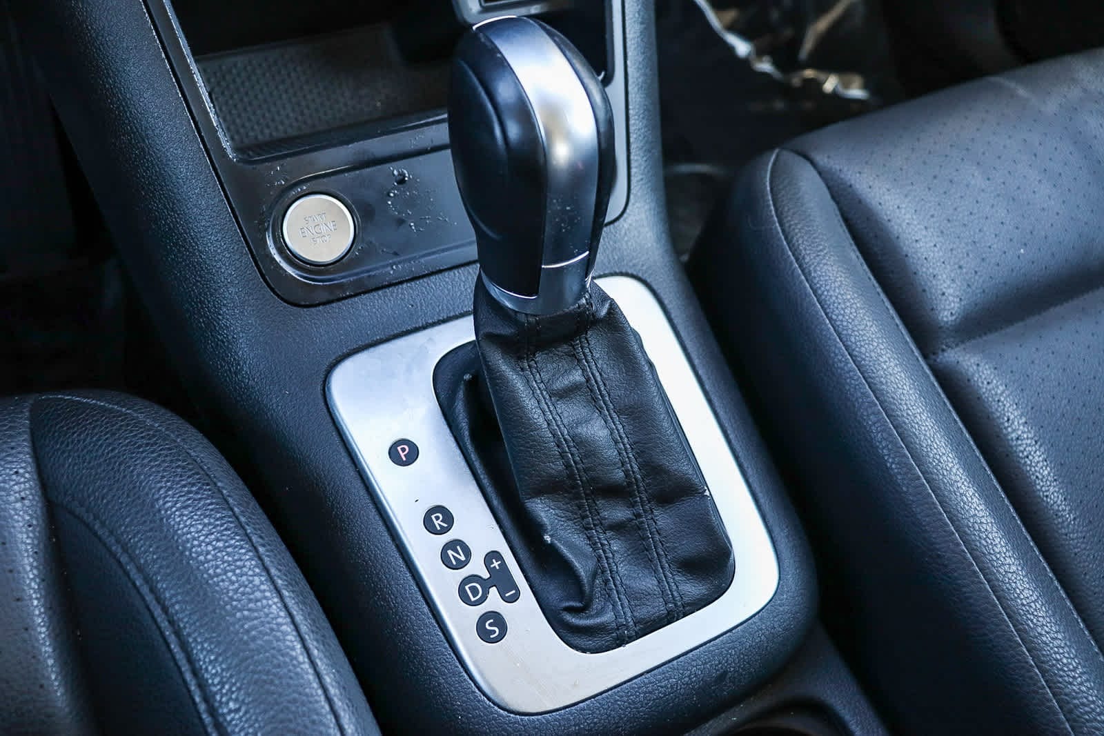 Thumbnail: 2016 Volkswagen Tiguan - 18