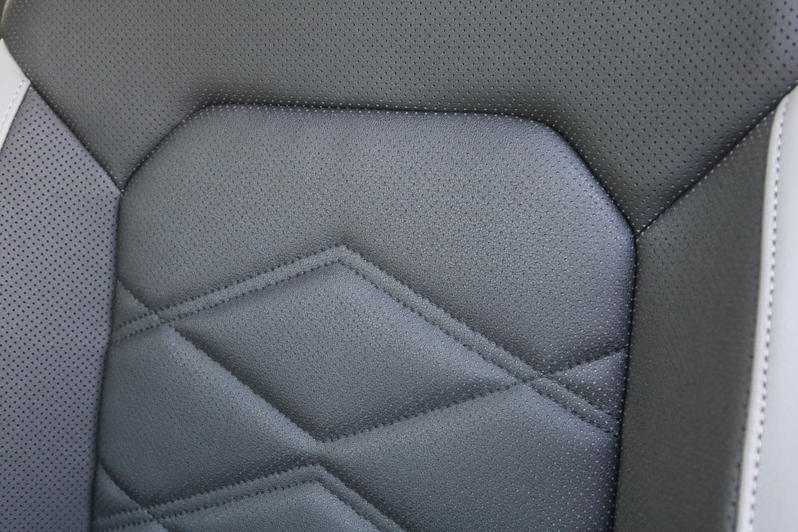 Thumbnail: 2025 Volkswagen Atlas - 27