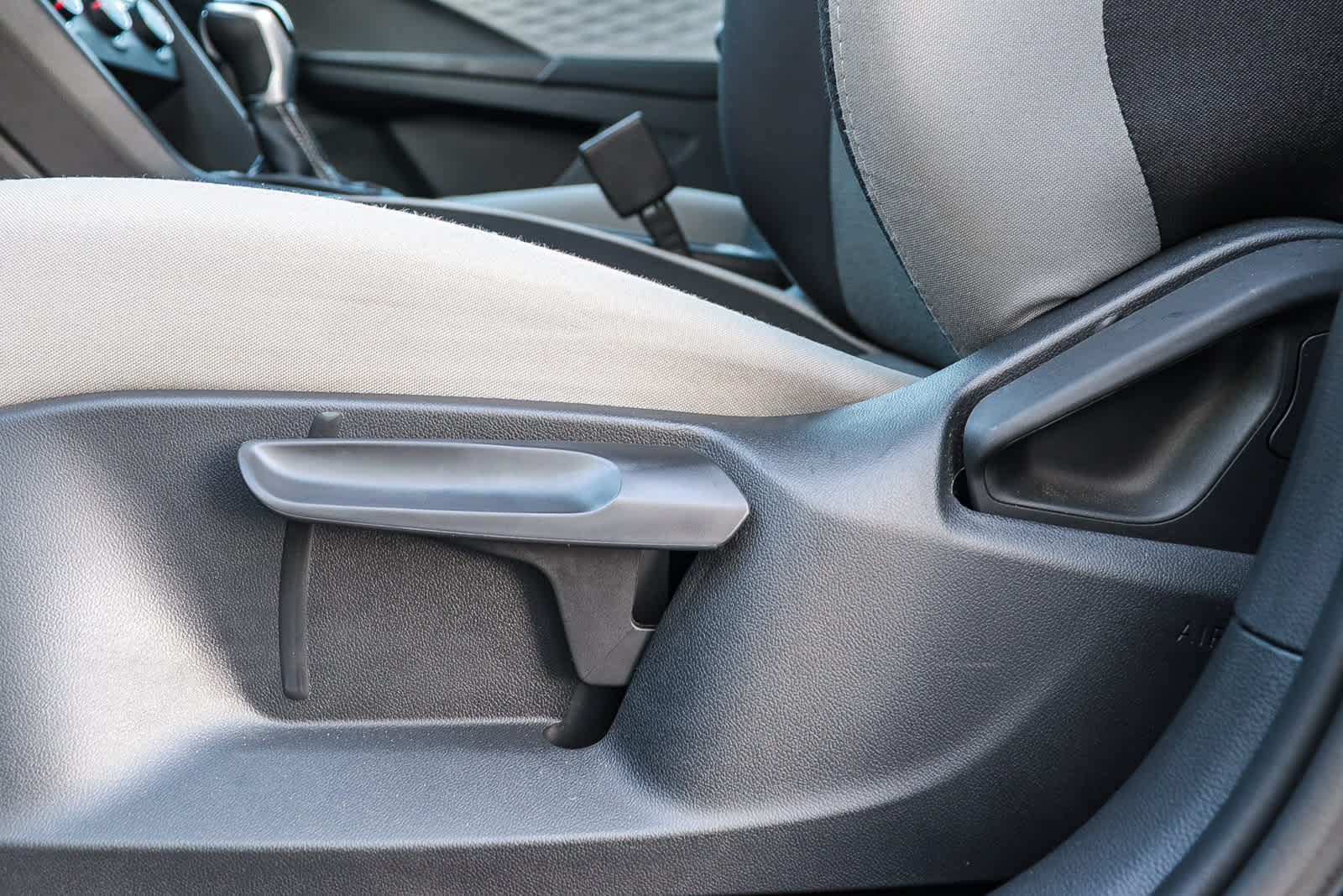 Thumbnail: 2022 Volkswagen Taos - 21