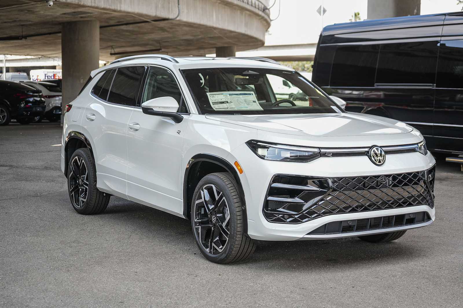 Thumbnail: 2026 Volkswagen Tiguan - 3