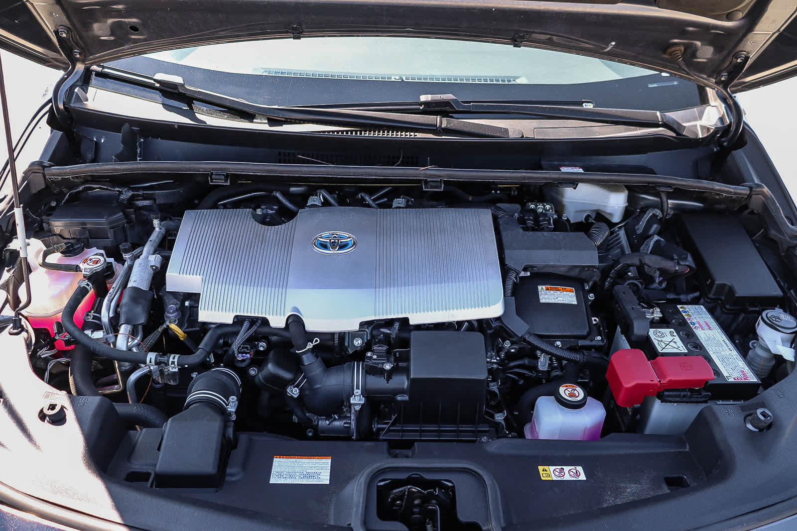 Thumbnail: 2022 Toyota Prius Prime - 26