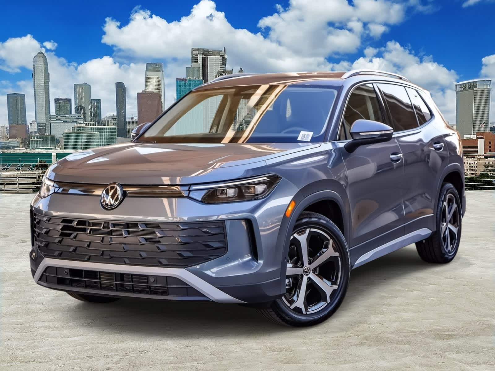 Thumbnail: 2026 Volkswagen Tiguan - 1
