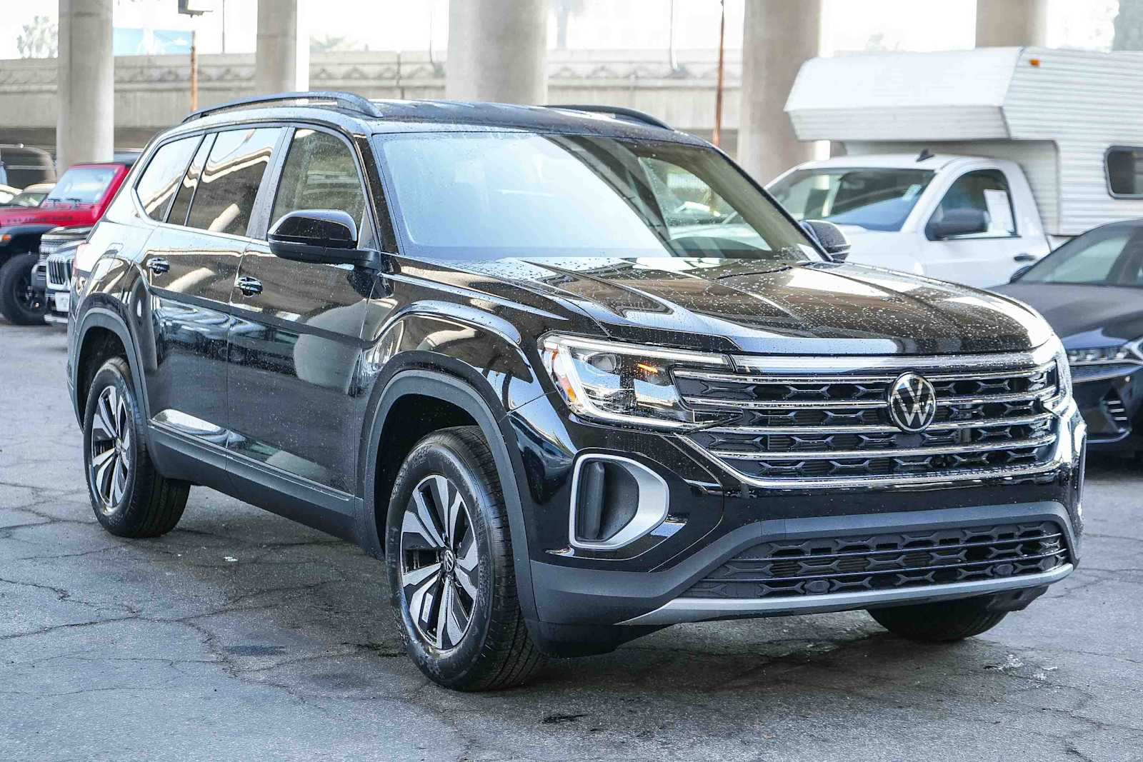 Thumbnail: 2026 Volkswagen Atlas - 3