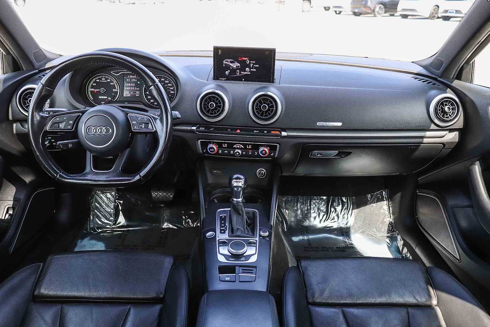 Thumbnail: 2017 Audi A3 e-tron - 12