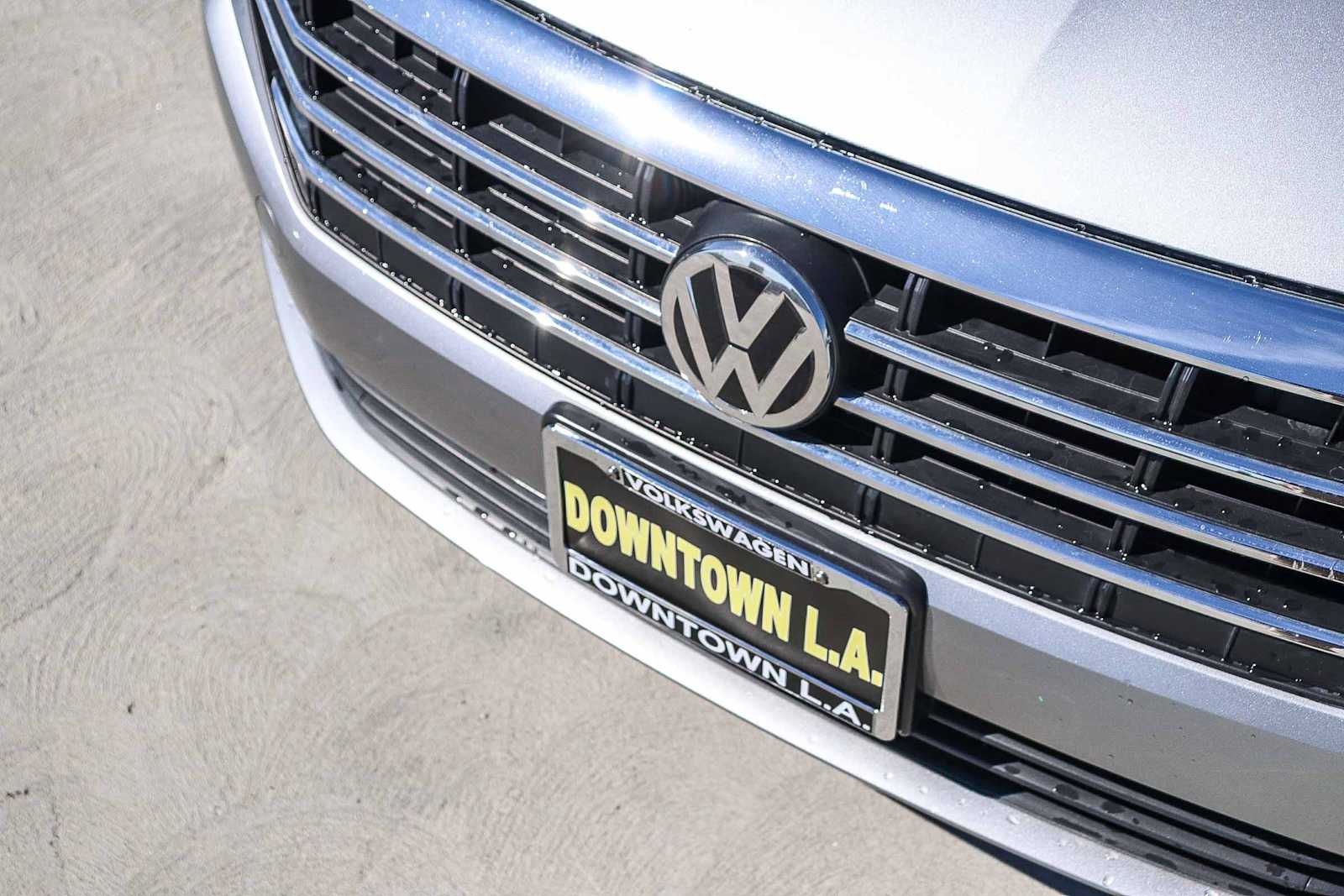 Thumbnail: 2019 Volkswagen Jetta - 8