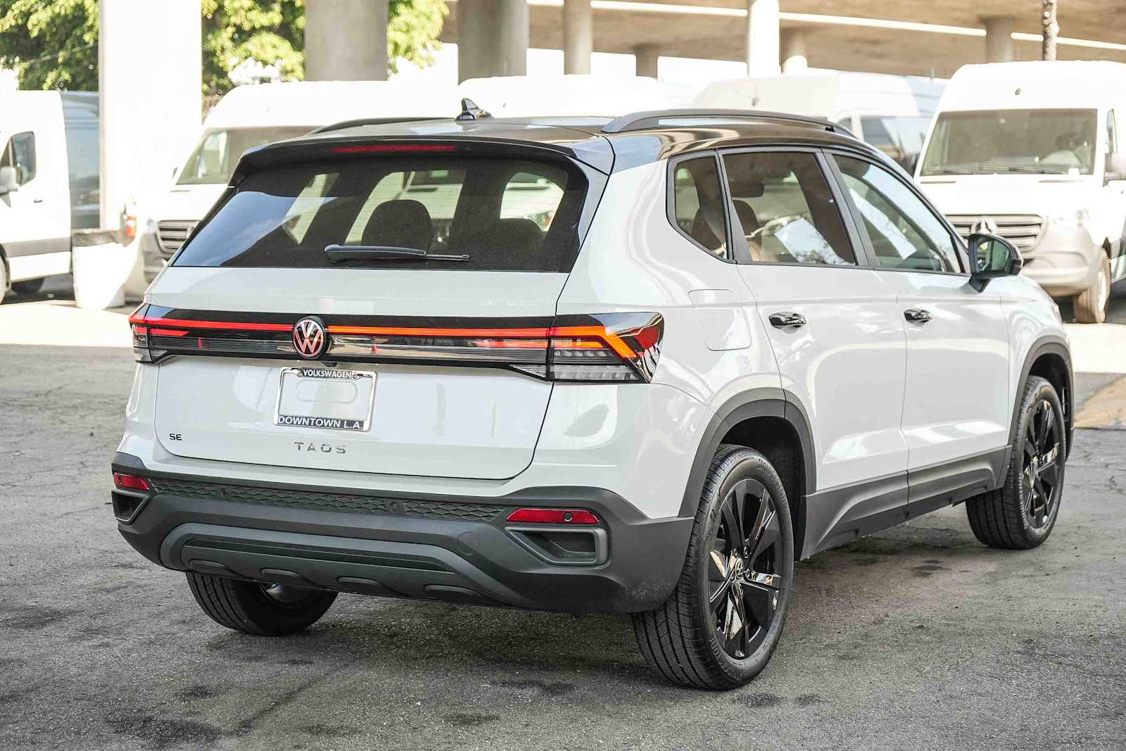 Thumbnail: 2026 Volkswagen Taos - 6