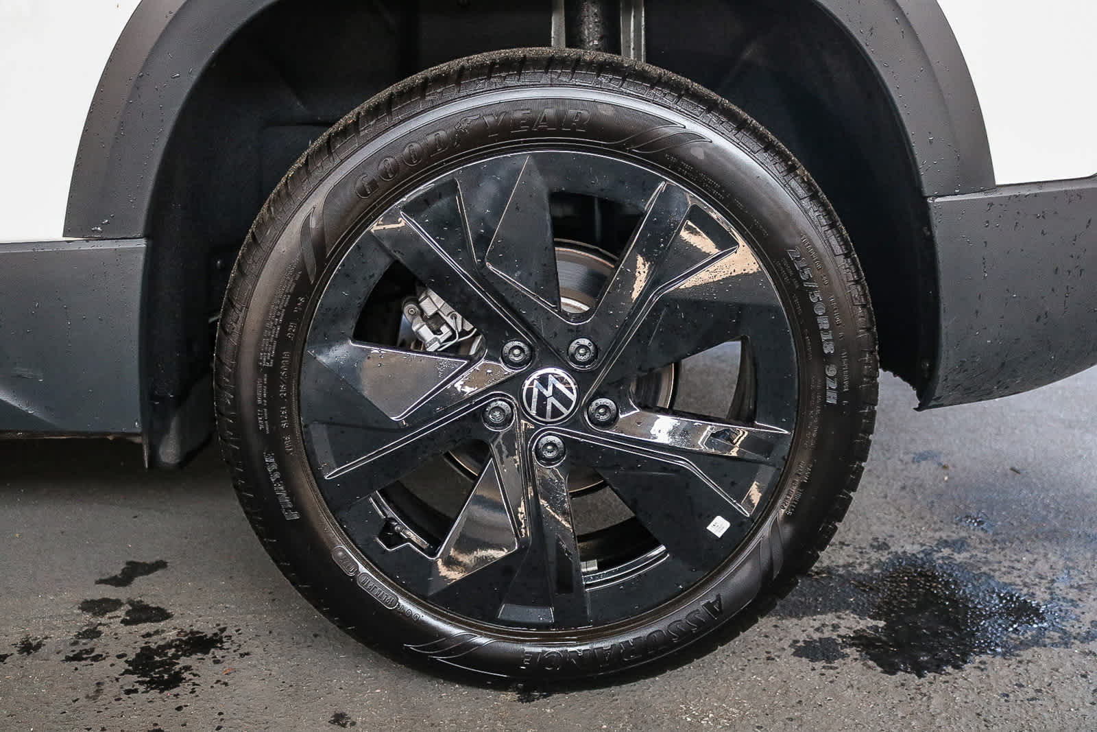 Thumbnail: 2025 Volkswagen Taos - 10