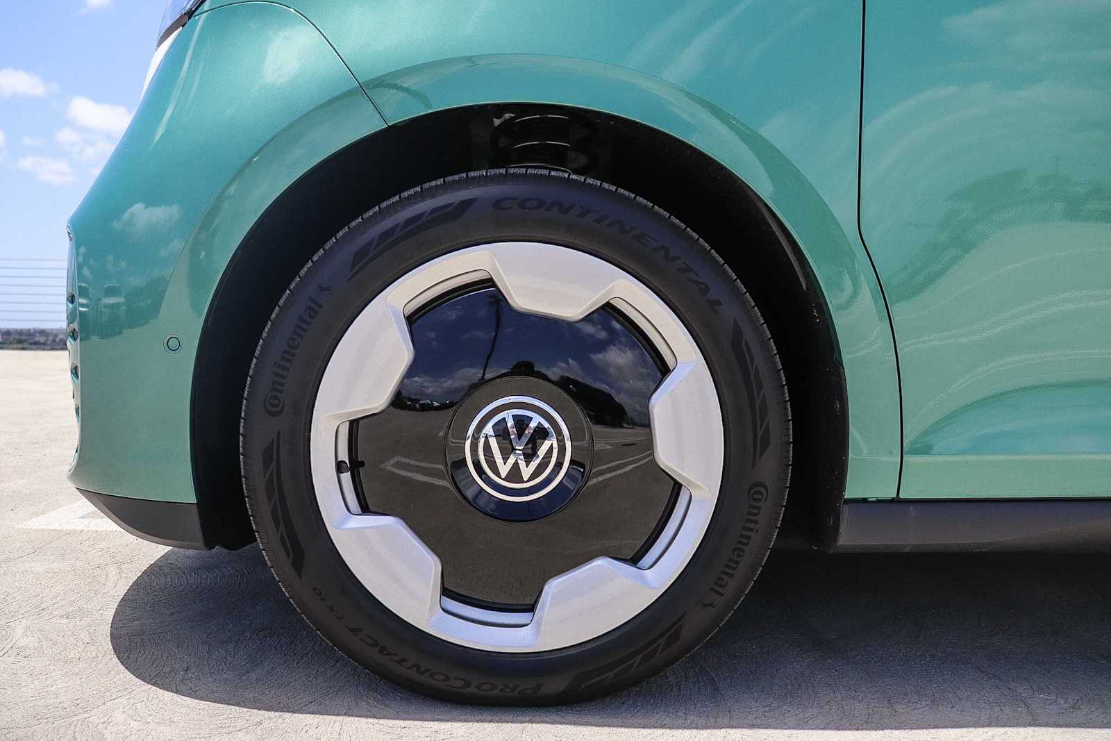 Thumbnail: 2025 Volkswagen ID.Buzz - 11