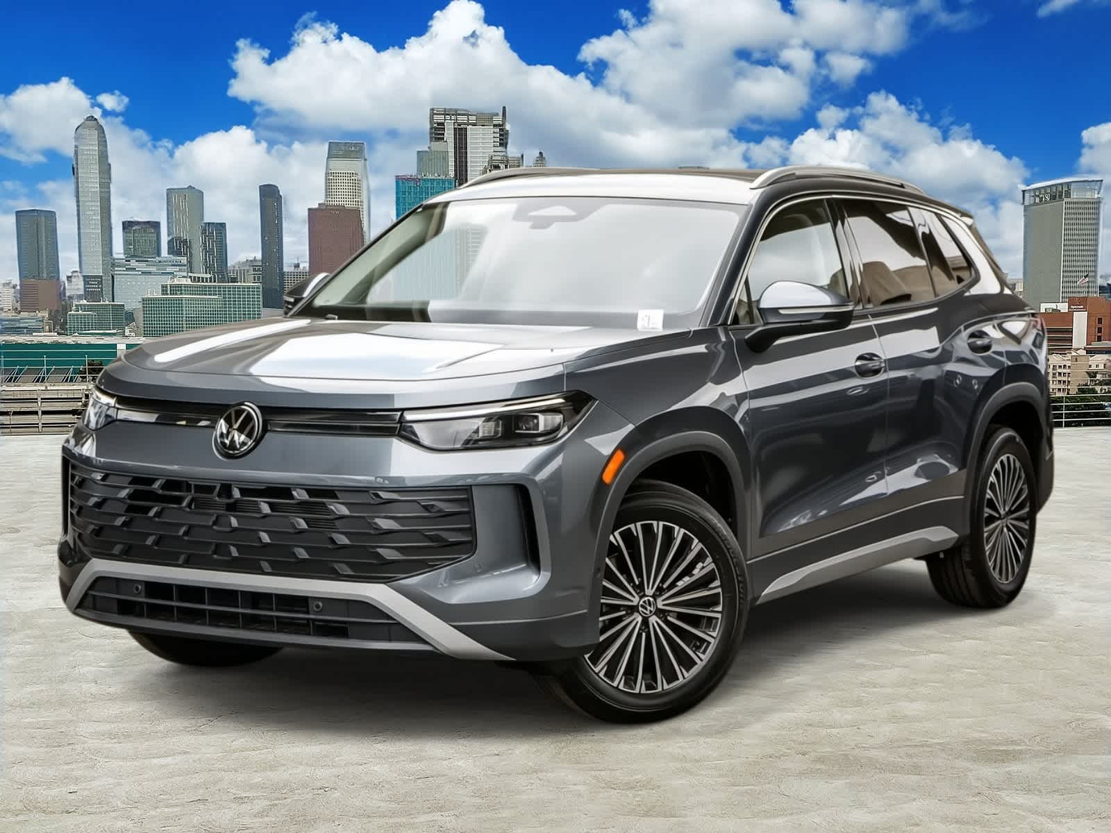 Thumbnail: 2026 Volkswagen Tiguan - 1