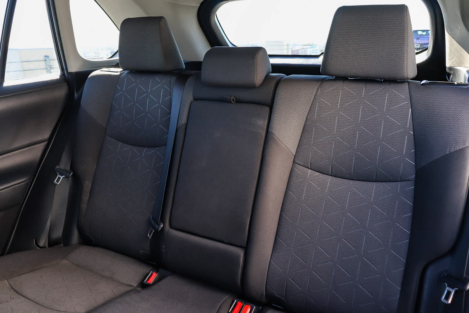 Thumbnail: 2022 Toyota RAV4 - 19