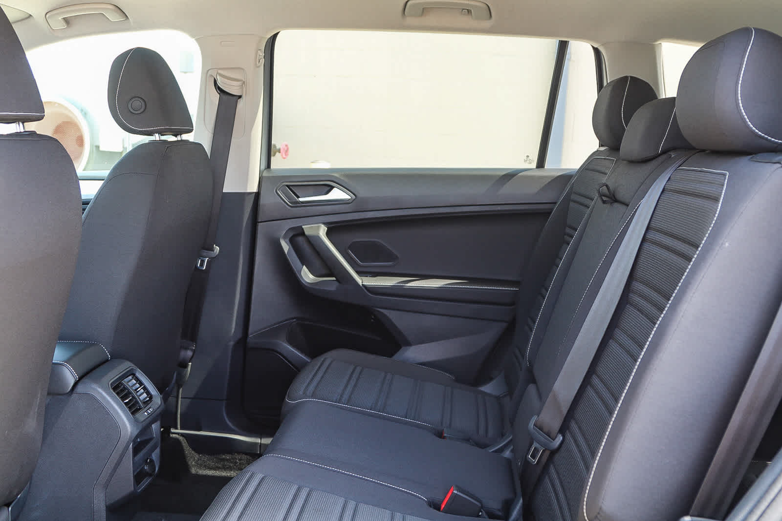2024 Volkswagen Tiguan S 18