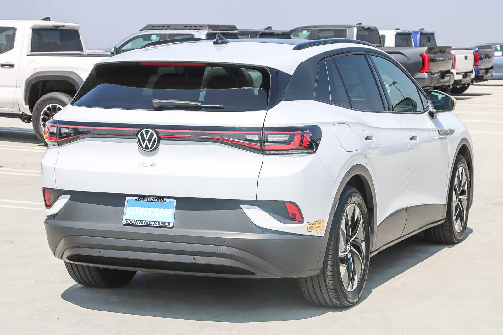 Thumbnail: 2022 Volkswagen ID.4 - 6
