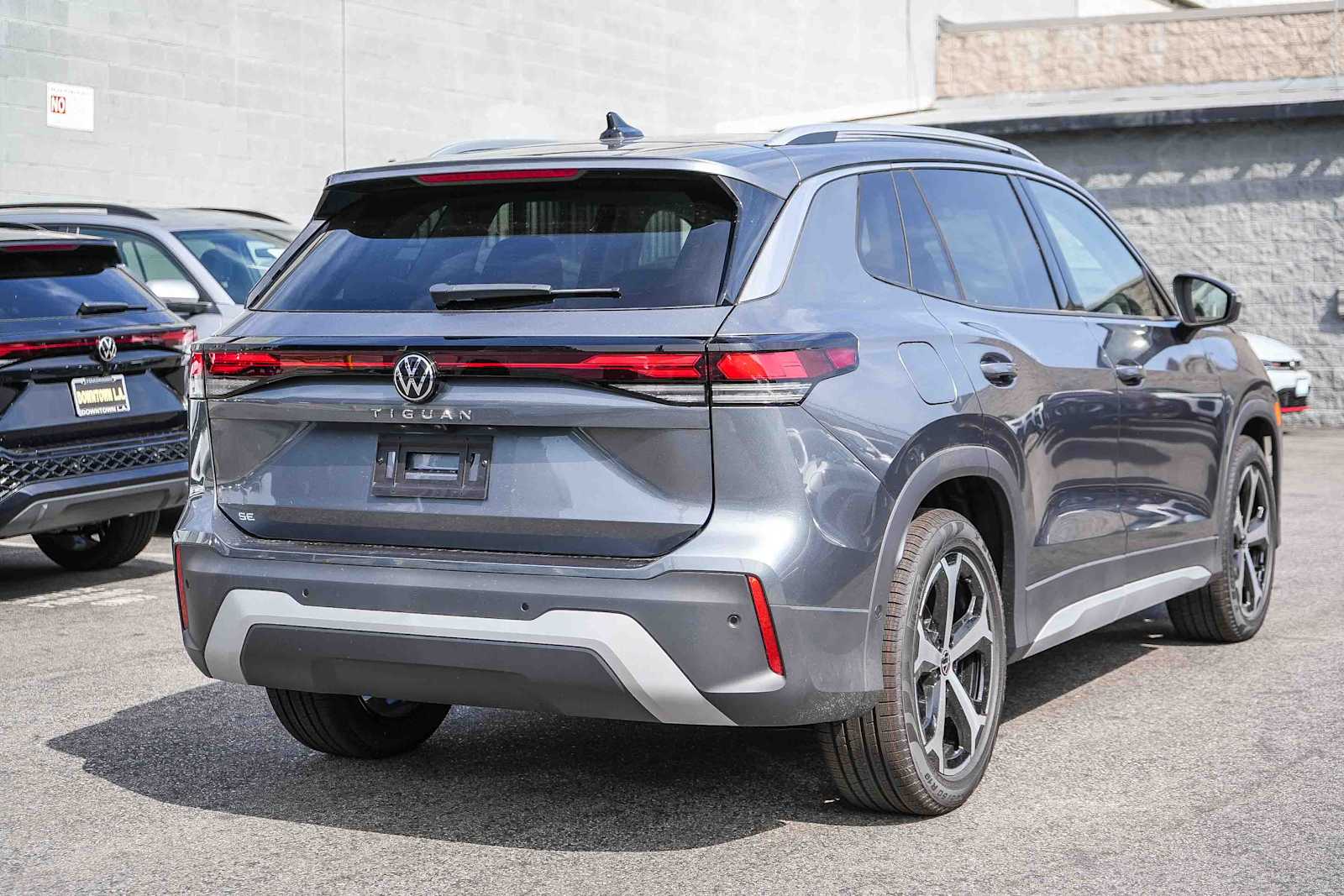 Thumbnail: 2026 Volkswagen Tiguan - 6