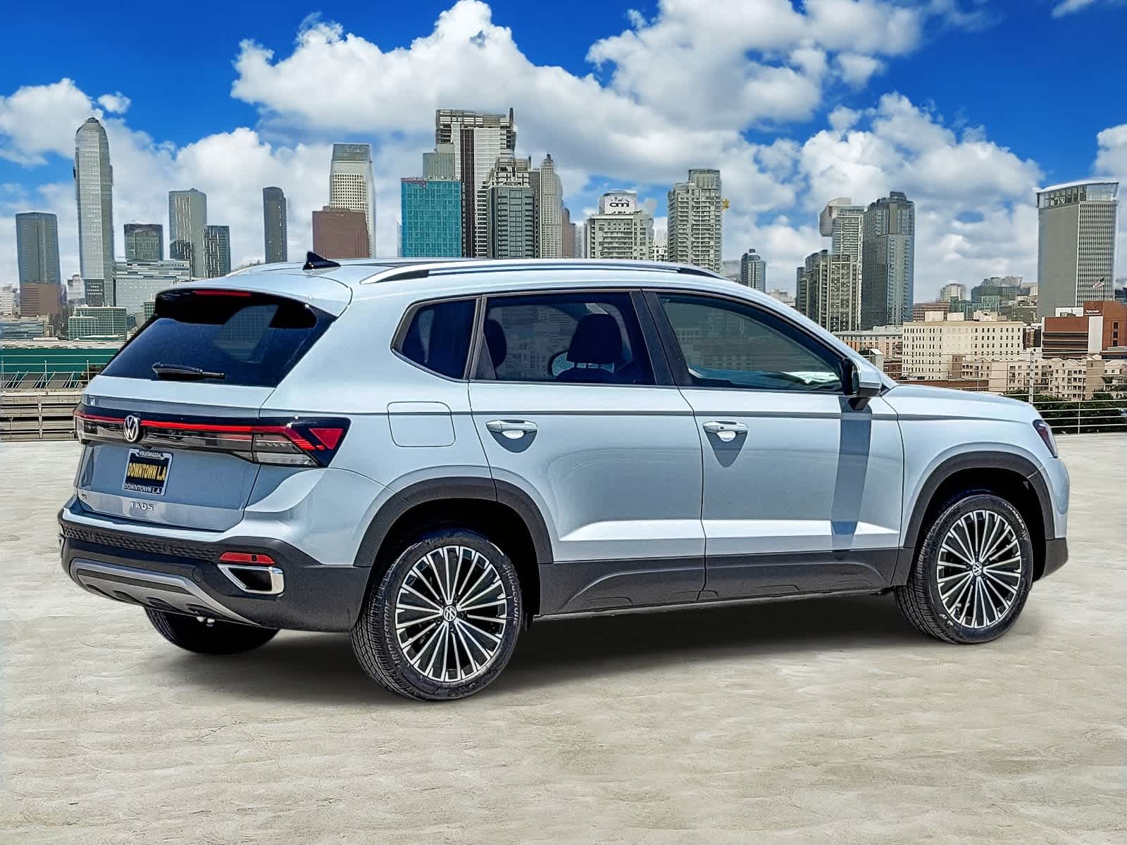 Thumbnail: 2026 Volkswagen Taos - 4