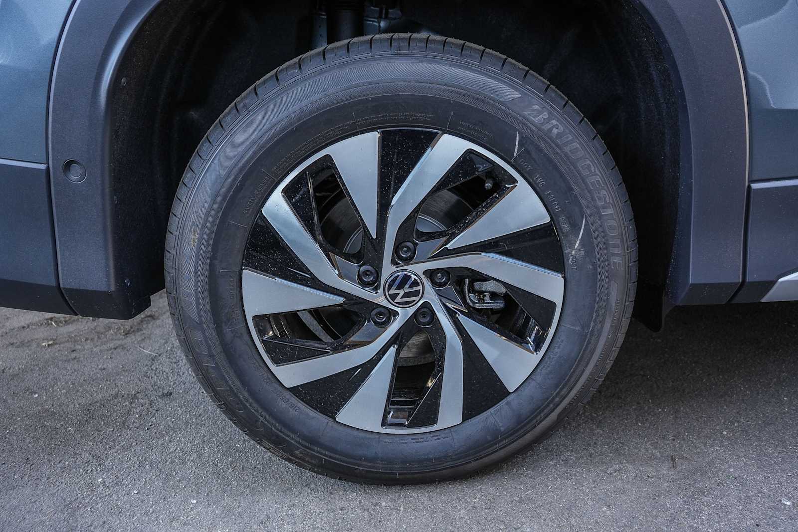 Thumbnail: 2026 Volkswagen Tiguan - 8