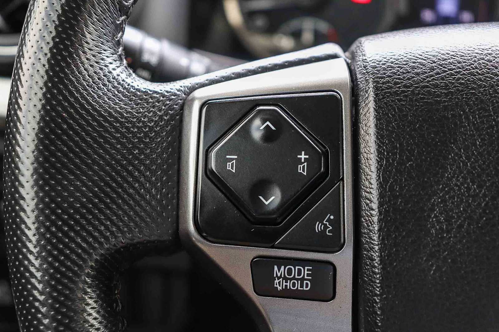 2021 Toyota Tacoma SR5 - Photo 23