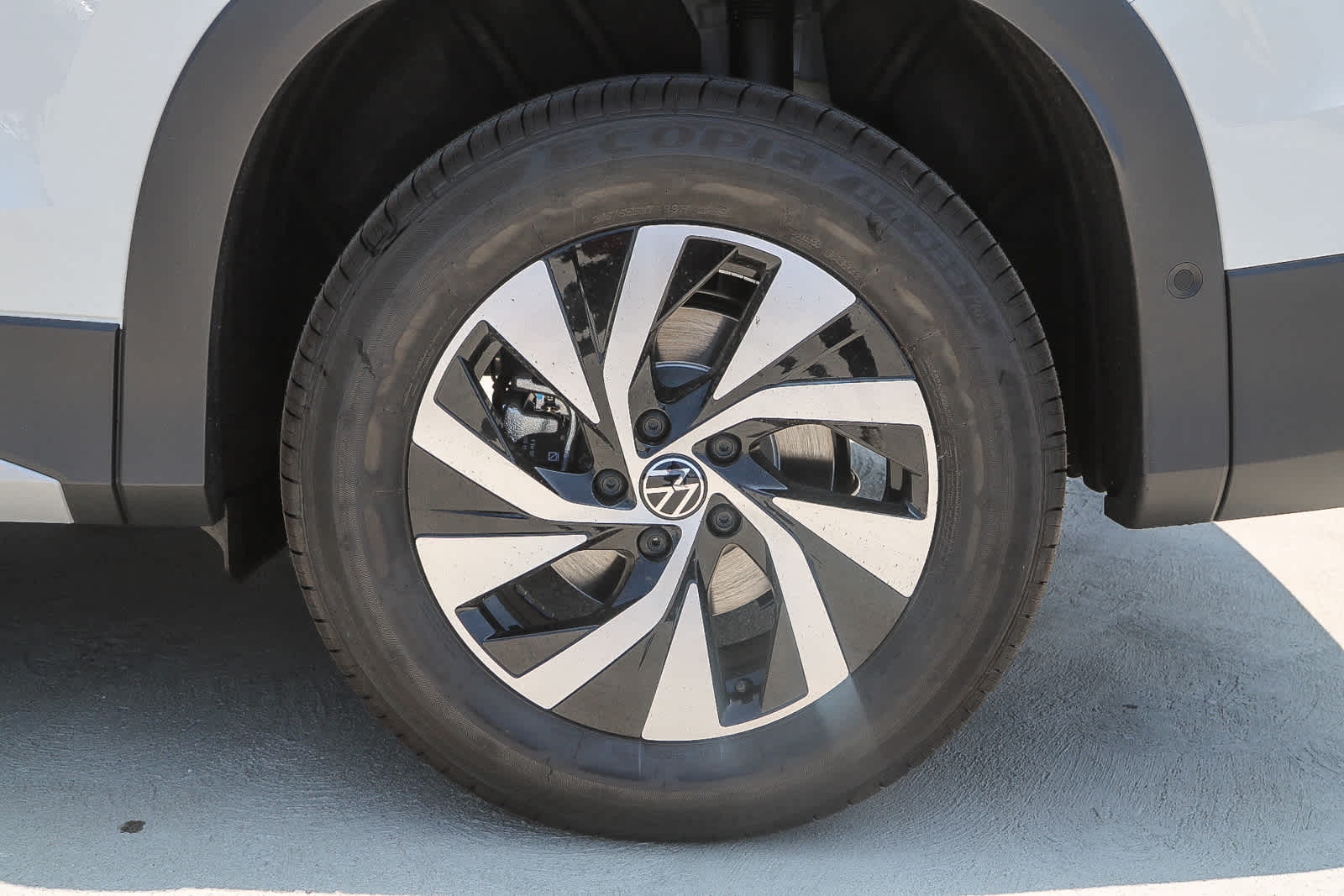 Thumbnail: 2025 Volkswagen Tiguan - 10