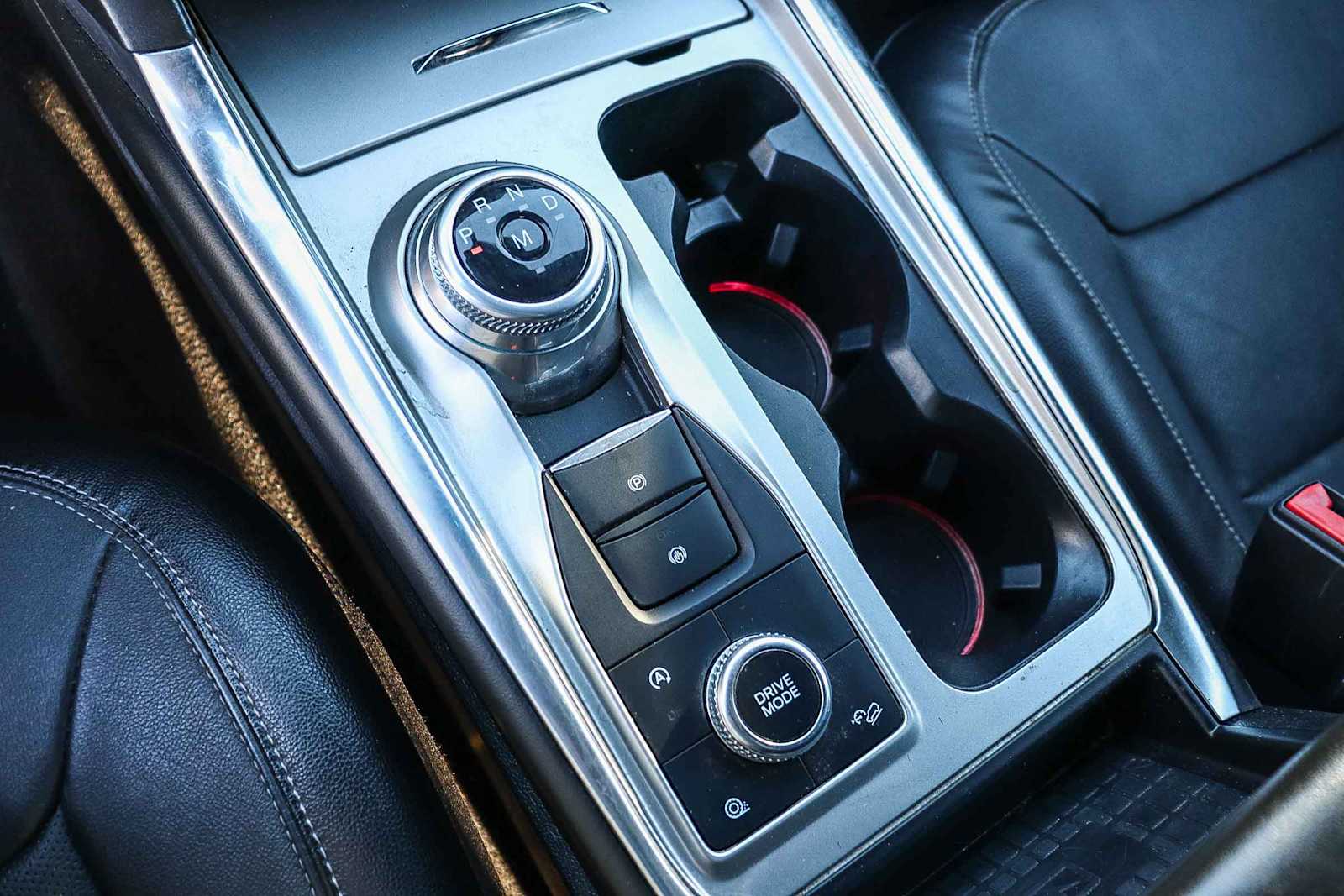 Thumbnail: 2020 Ford Explorer - 22