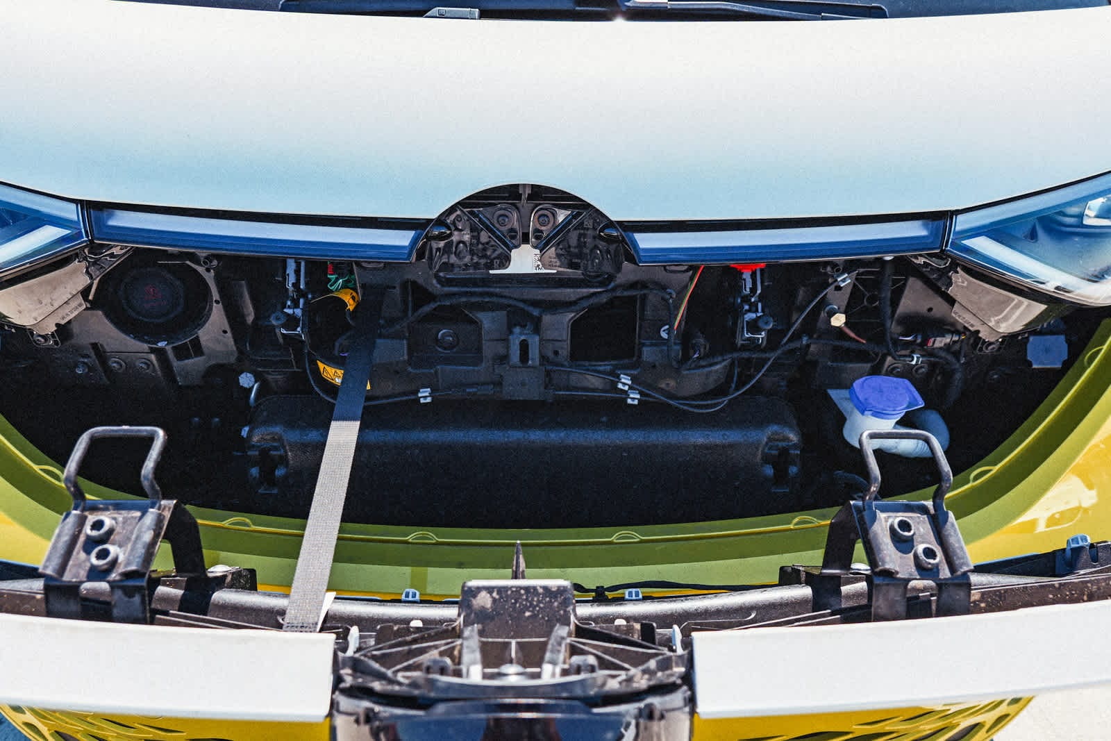 Thumbnail: 2025 Volkswagen ID.Buzz - 13