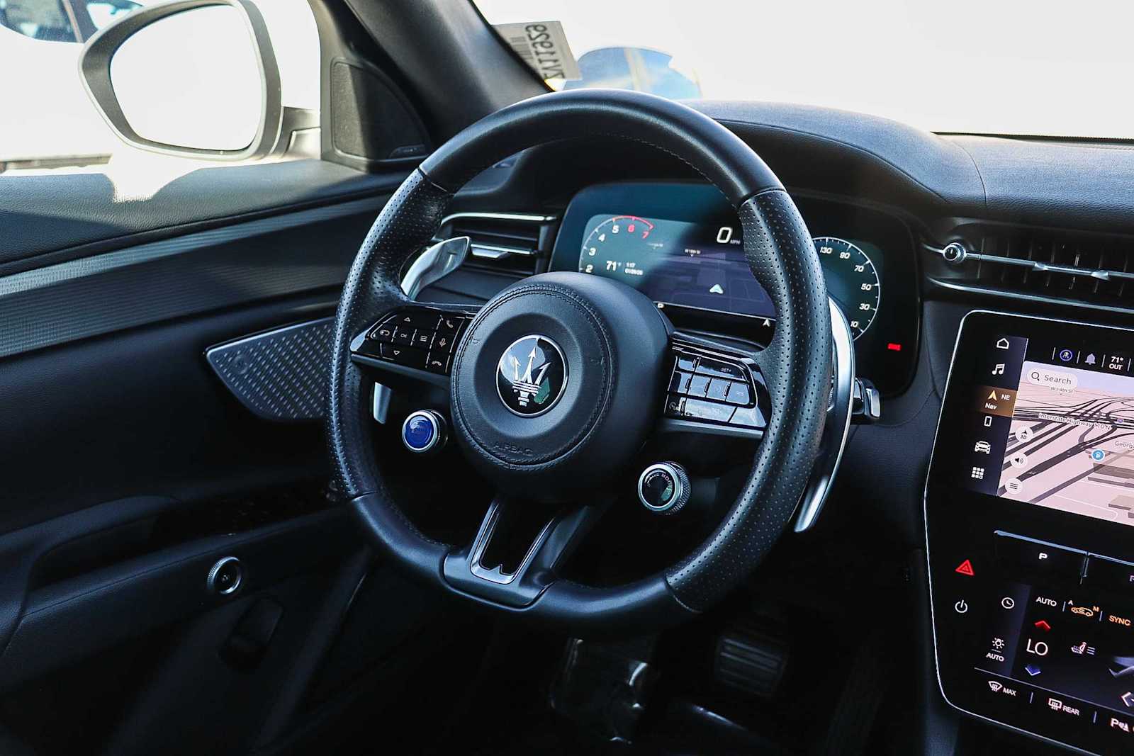 Thumbnail: 2024 Maserati Grecale - 16