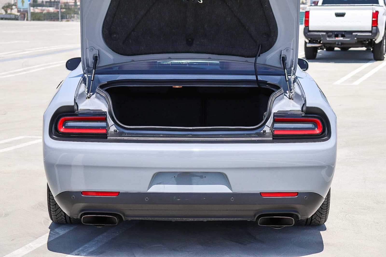 Thumbnail: 2022 Dodge Challenger - 31
