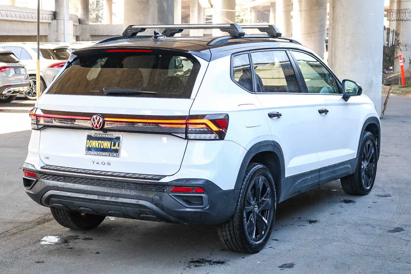 Thumbnail: 2025 Volkswagen Taos - 6