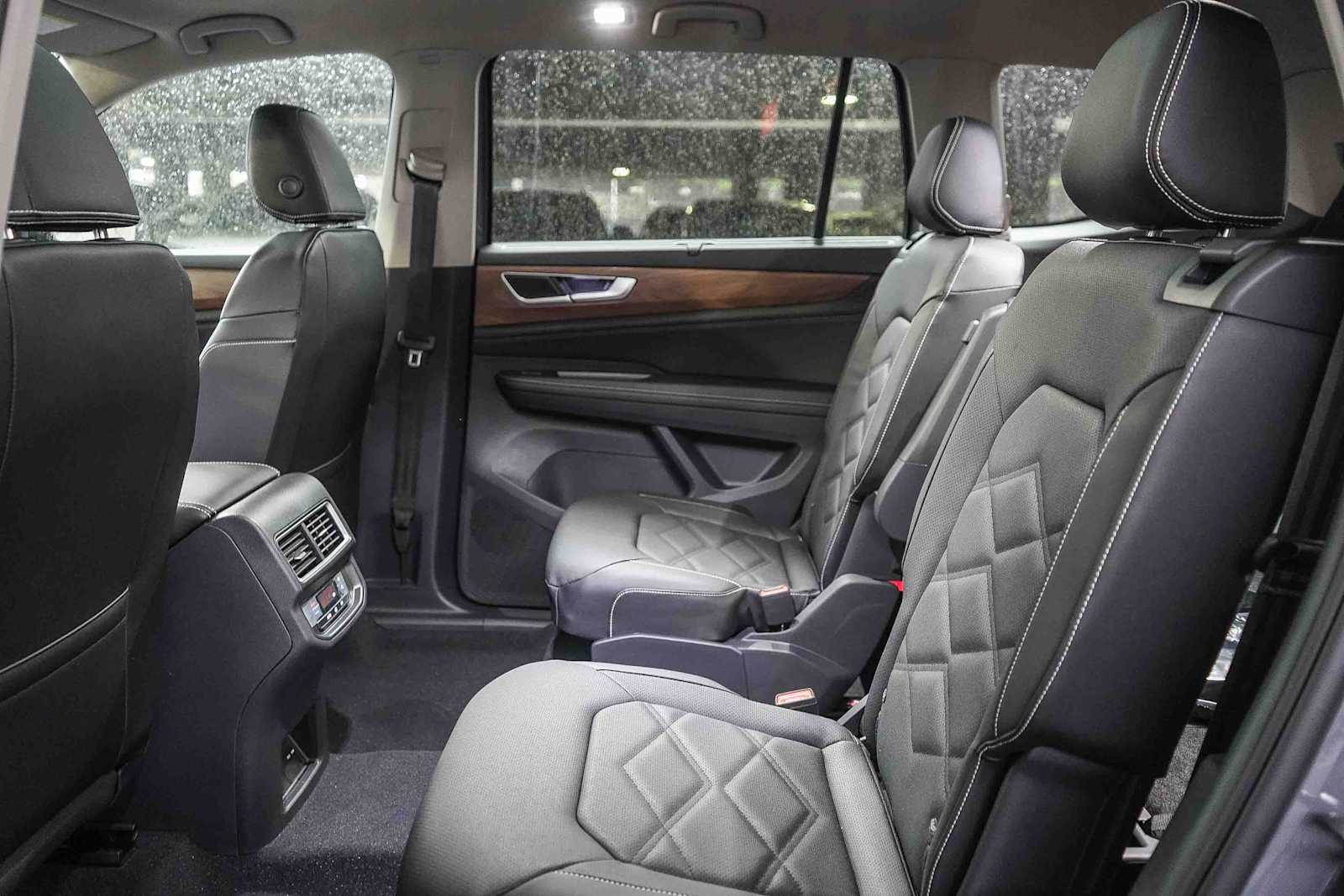 Thumbnail: 2026 Volkswagen Atlas - 19