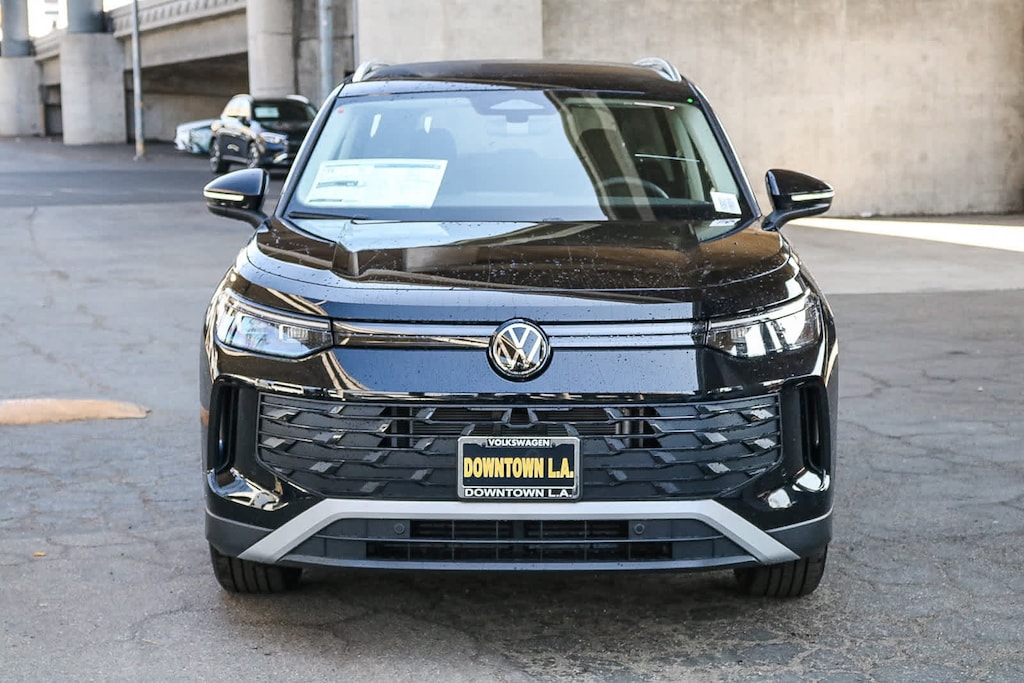 New 2025 Volkswagen Tiguan 2.0T S SUV