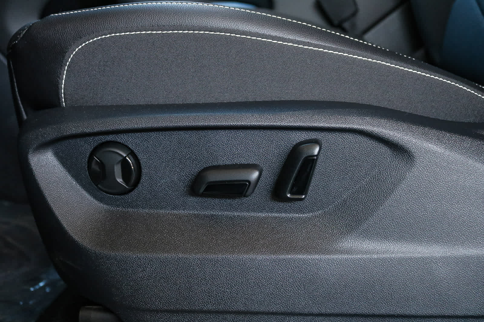 Thumbnail: 2026 Volkswagen Atlas - 25