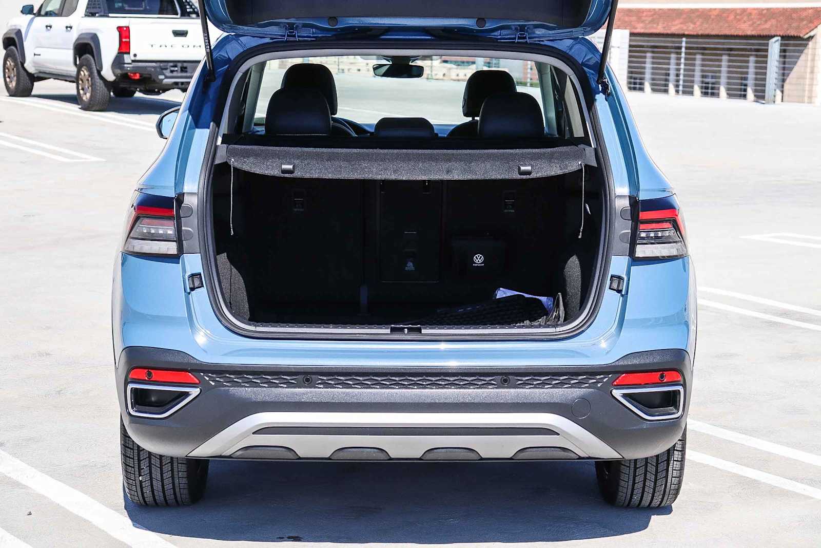 Thumbnail: 2025 Volkswagen Taos - 29