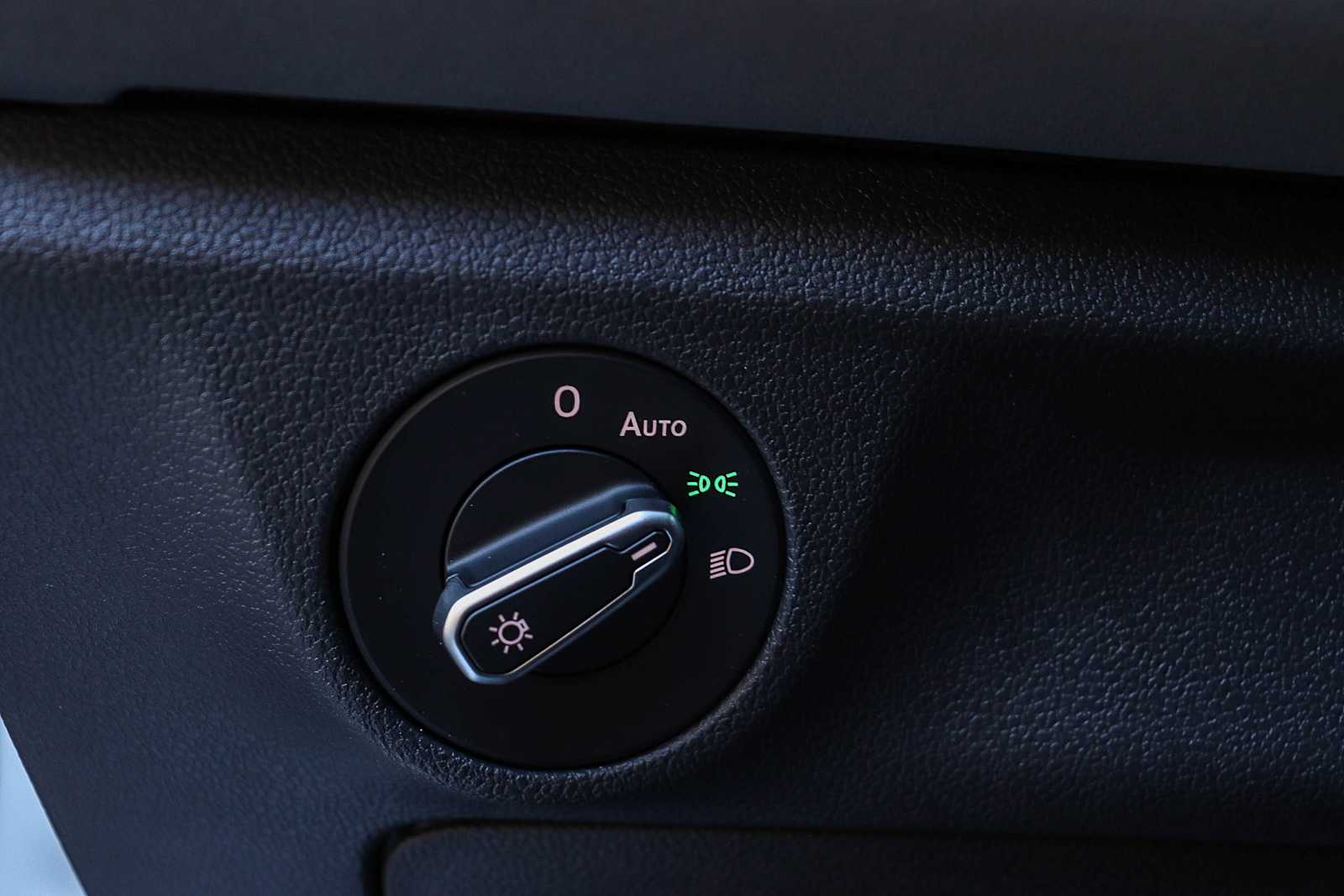 Thumbnail: 2026 Volkswagen Jetta - 25