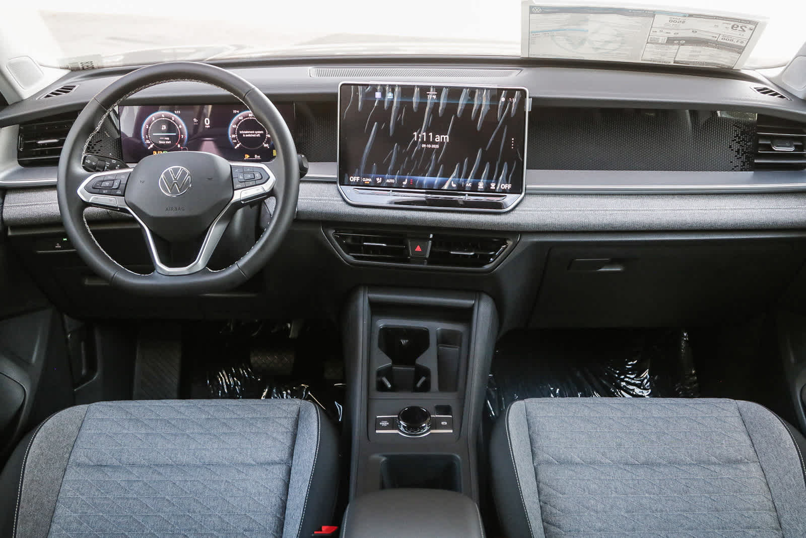 Thumbnail: 2025 Volkswagen Tiguan - 13