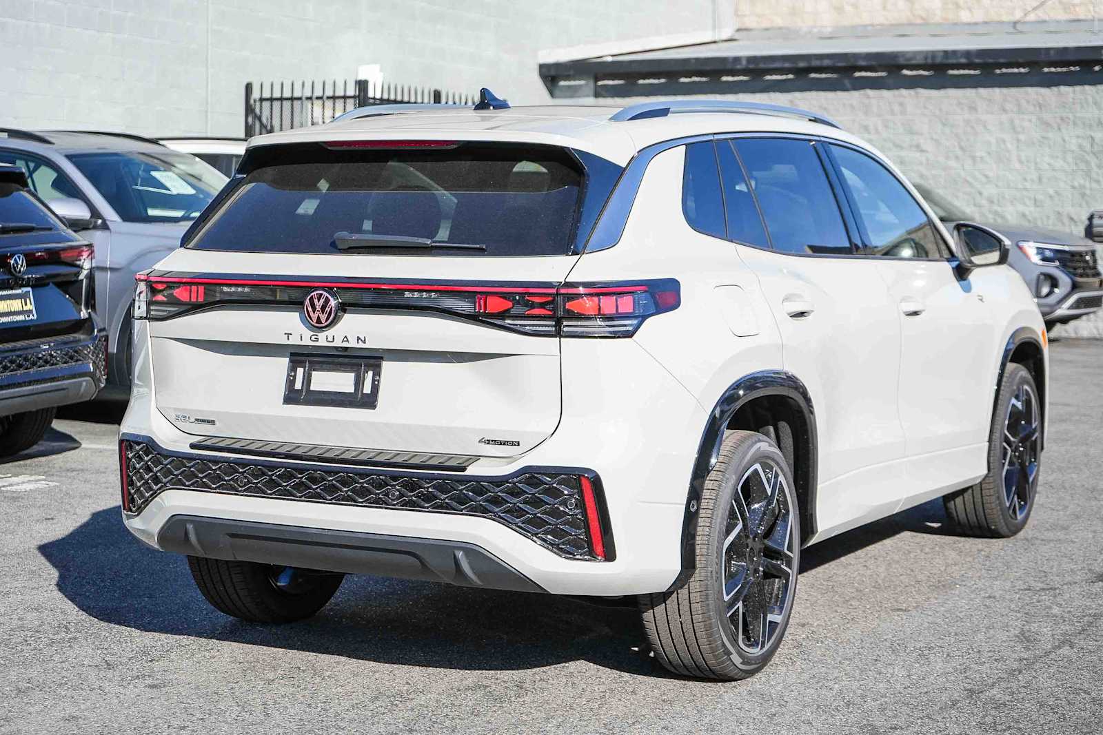 Thumbnail: 2026 Volkswagen Tiguan - 6