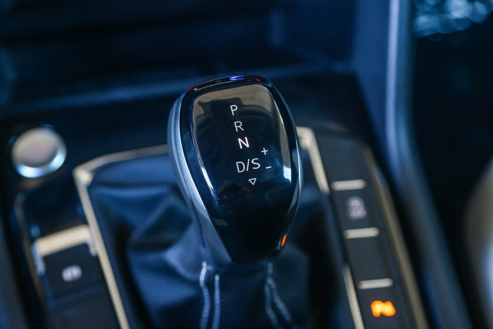 Thumbnail: 2025 Volkswagen Taos - 21