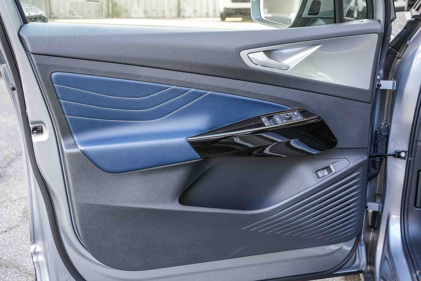 Thumbnail: 2025 Volkswagen ID.4 - 22