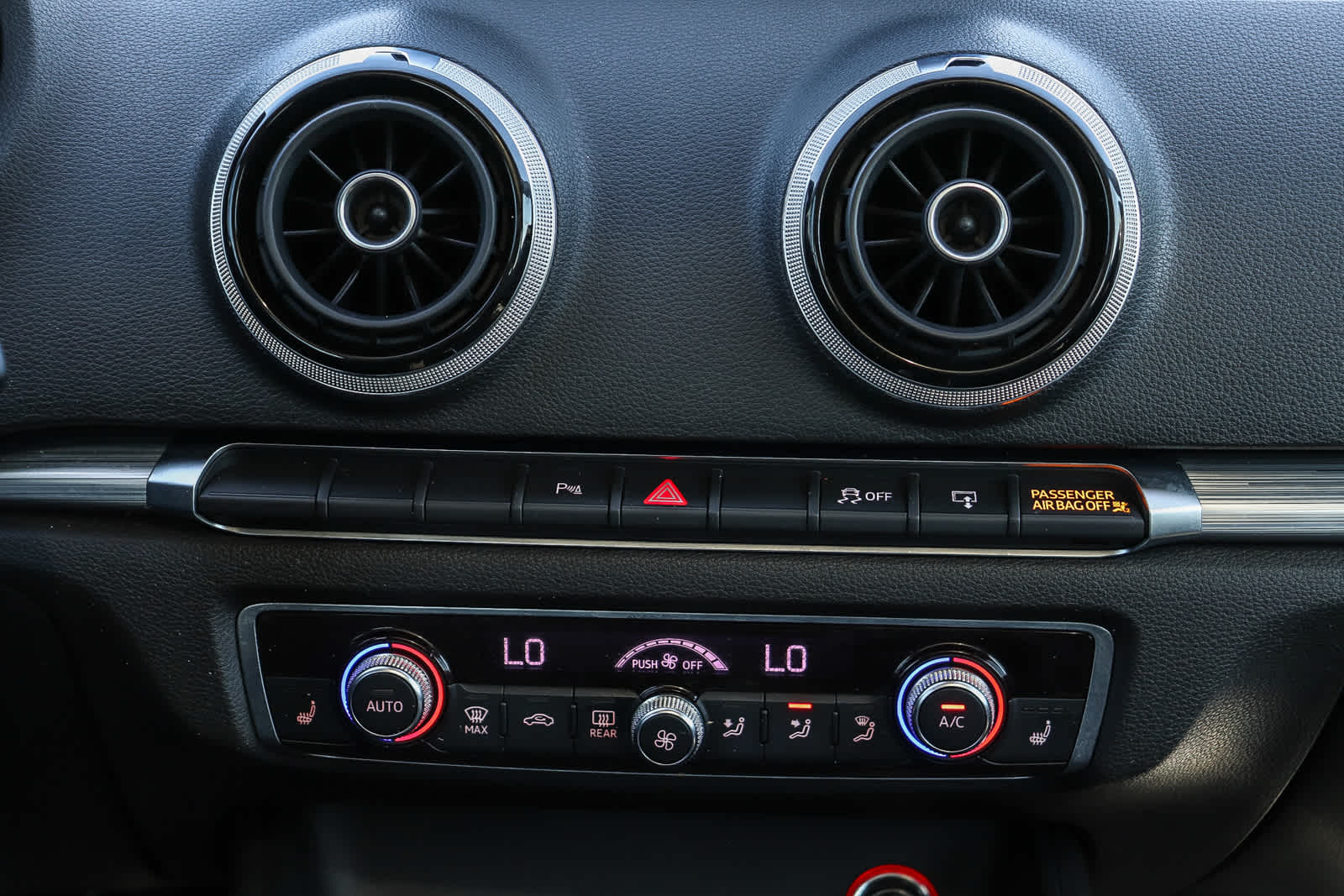 Thumbnail: 2015 Audi A3 - 14