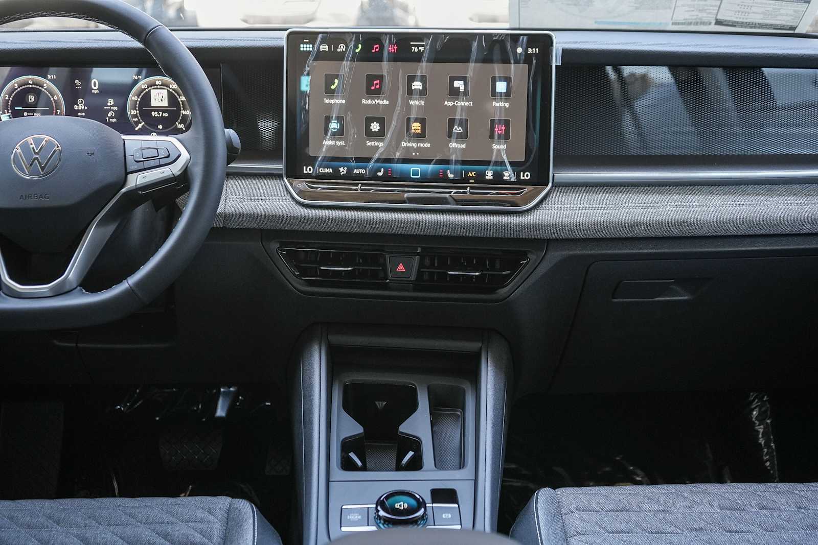 Thumbnail: 2026 Volkswagen Tiguan - 15