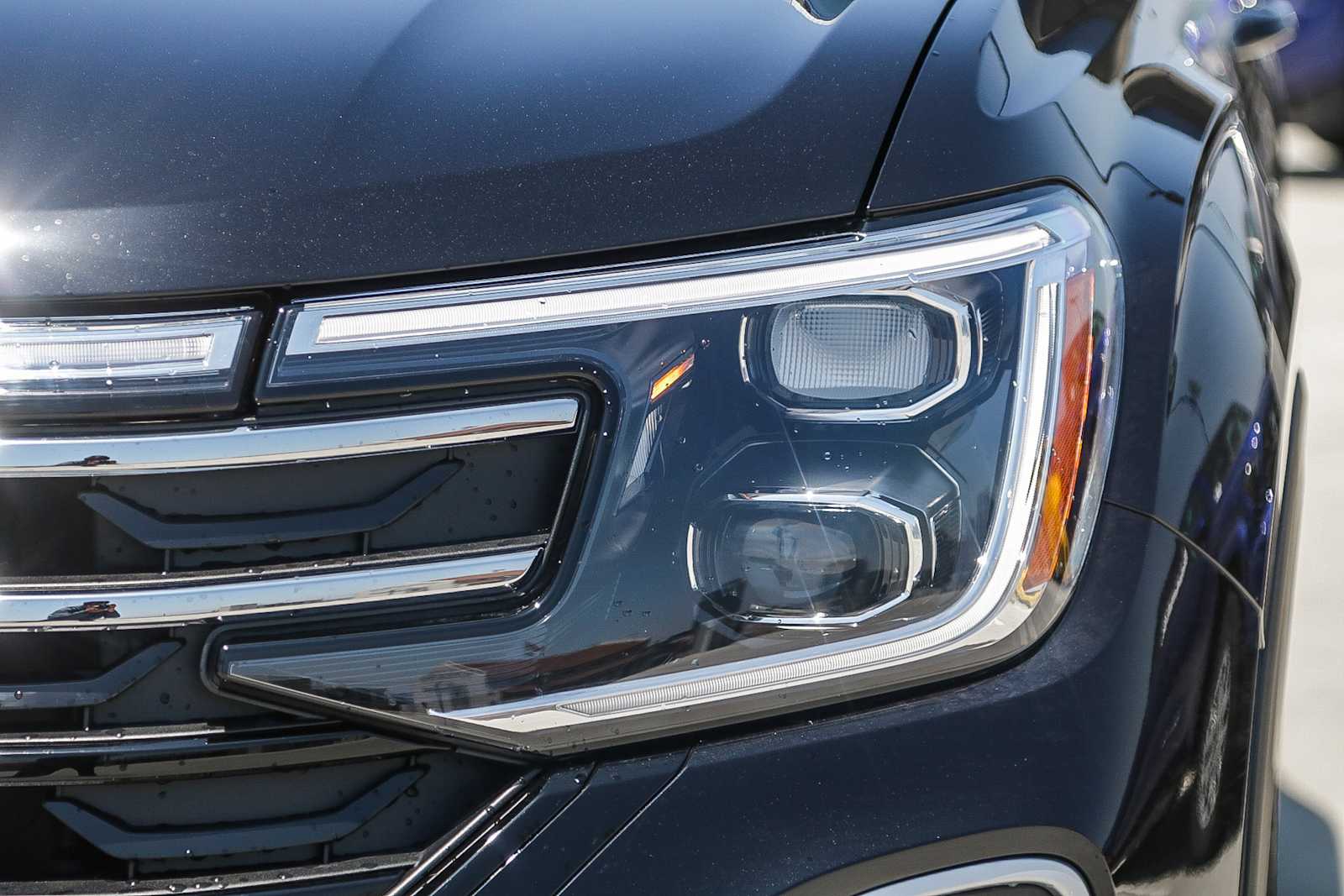 Thumbnail: 2025 Volkswagen Atlas - 4