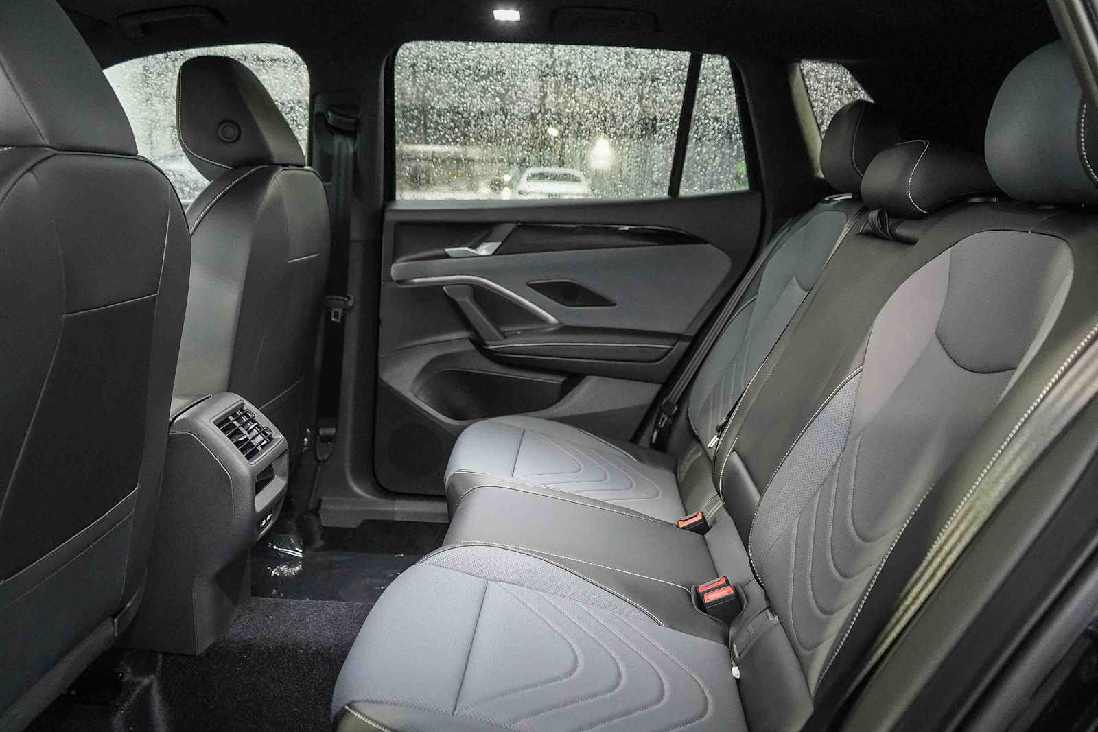 Thumbnail: 2026 Volkswagen Tiguan - 19