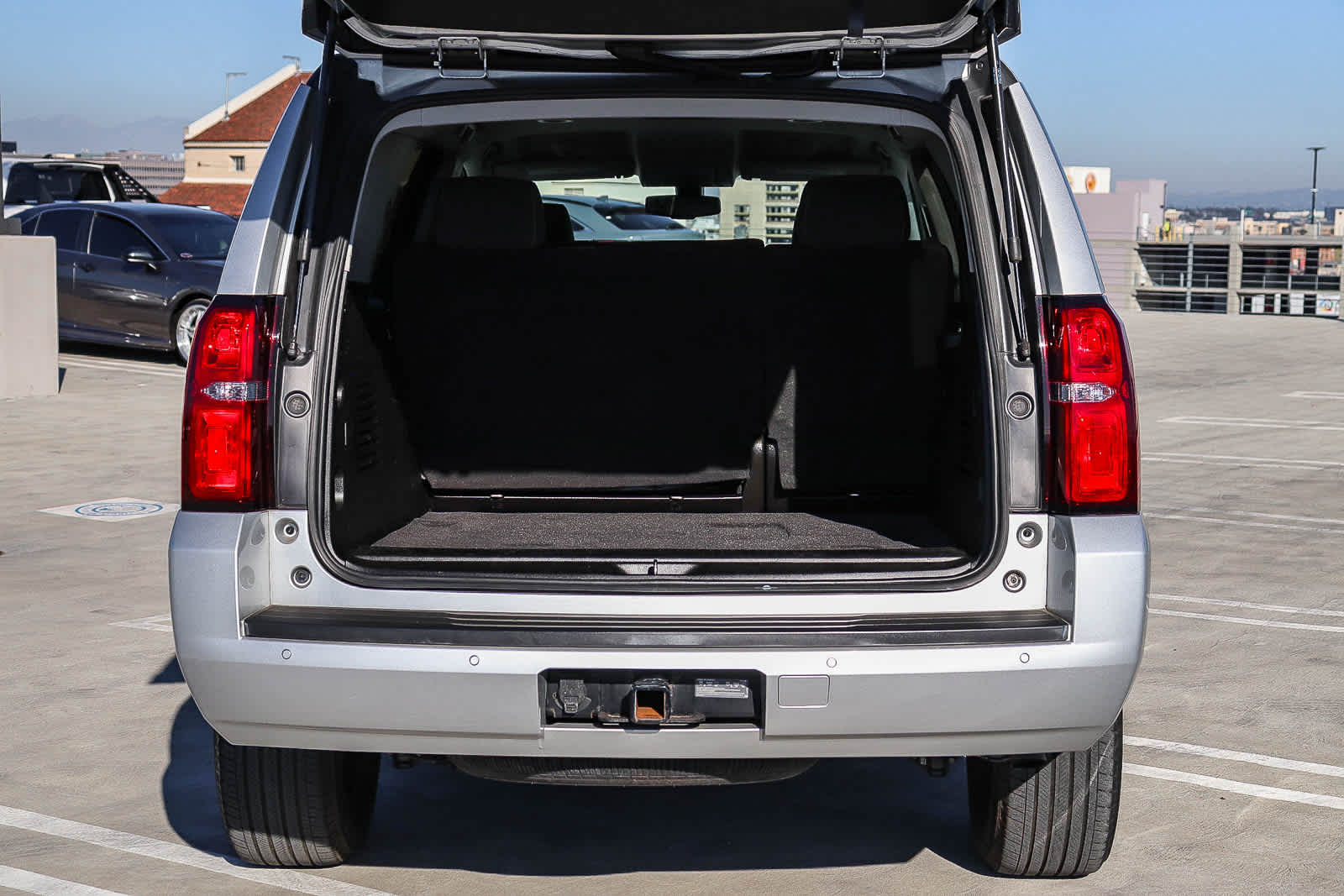 Thumbnail: 2020 Chevrolet Tahoe - 27