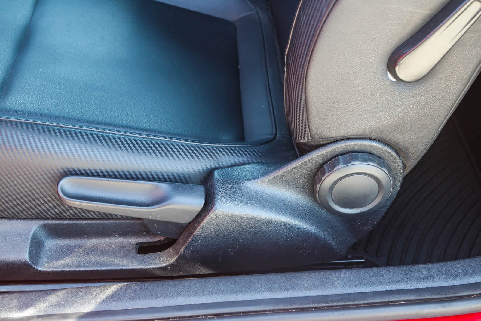 Thumbnail: 2016 Volkswagen Beetle - 25