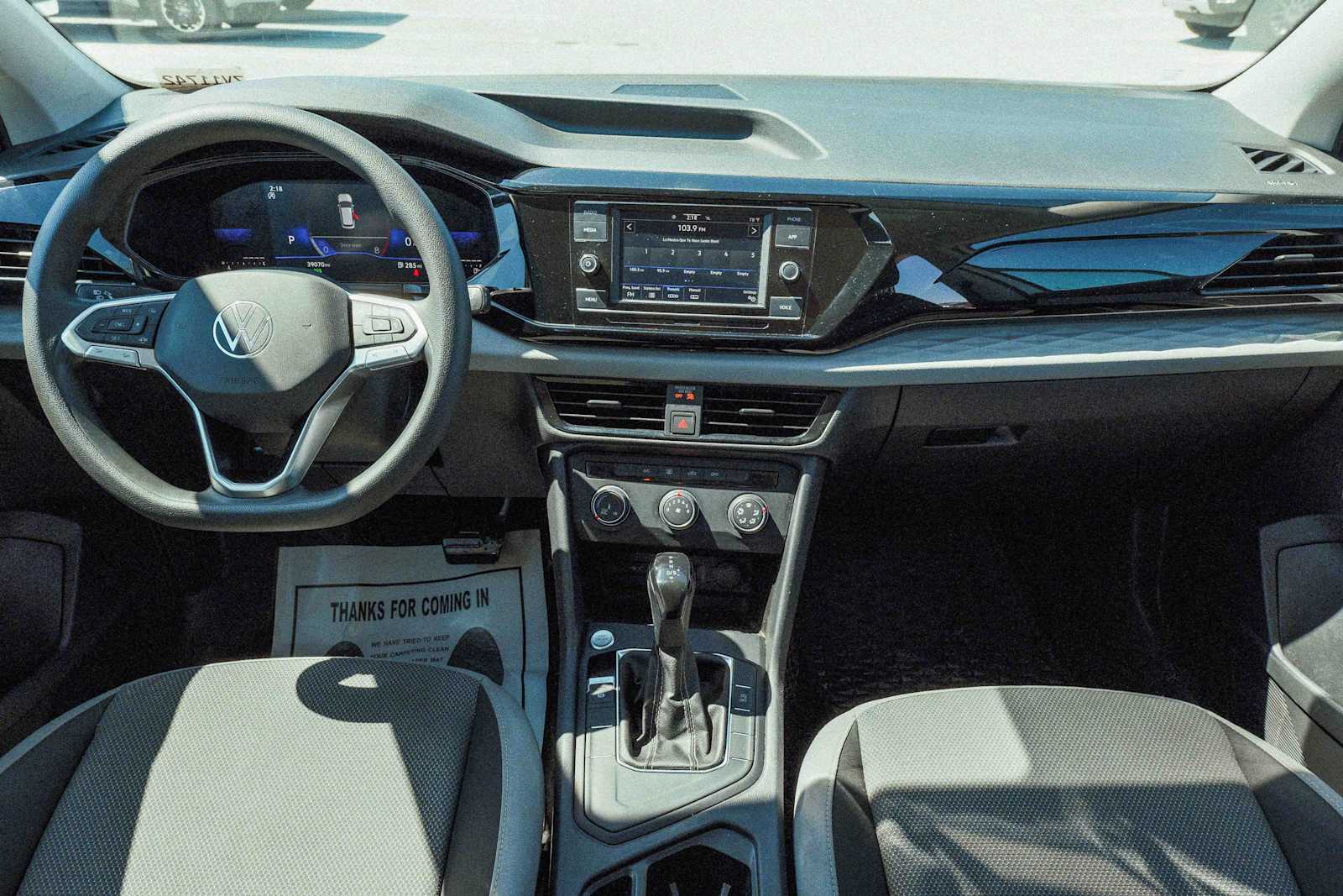 Thumbnail: 2022 Volkswagen Taos - 13
