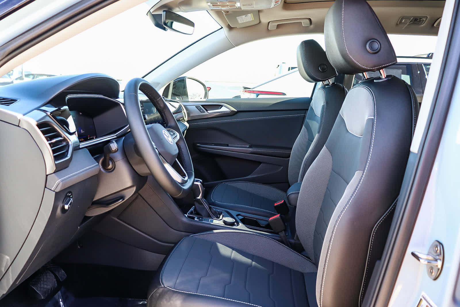 Thumbnail: 2026 Volkswagen Taos - 20