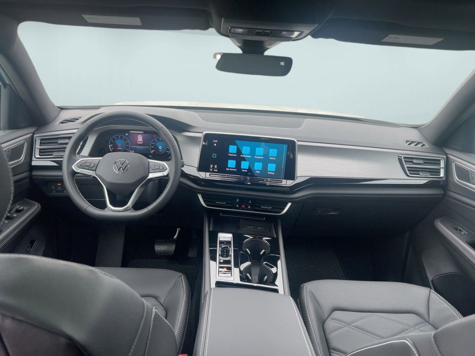 2026 Volkswagen Atlas Cross Sport SE w/Tech - Photo 16
