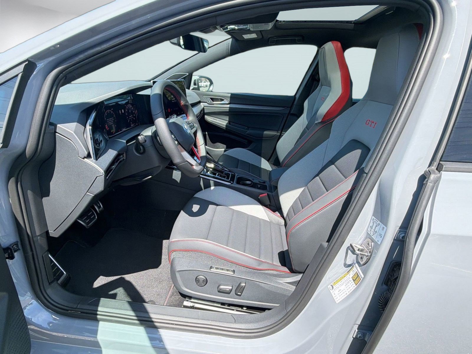 2026 Volkswagen Golf GTI SE Hatchback