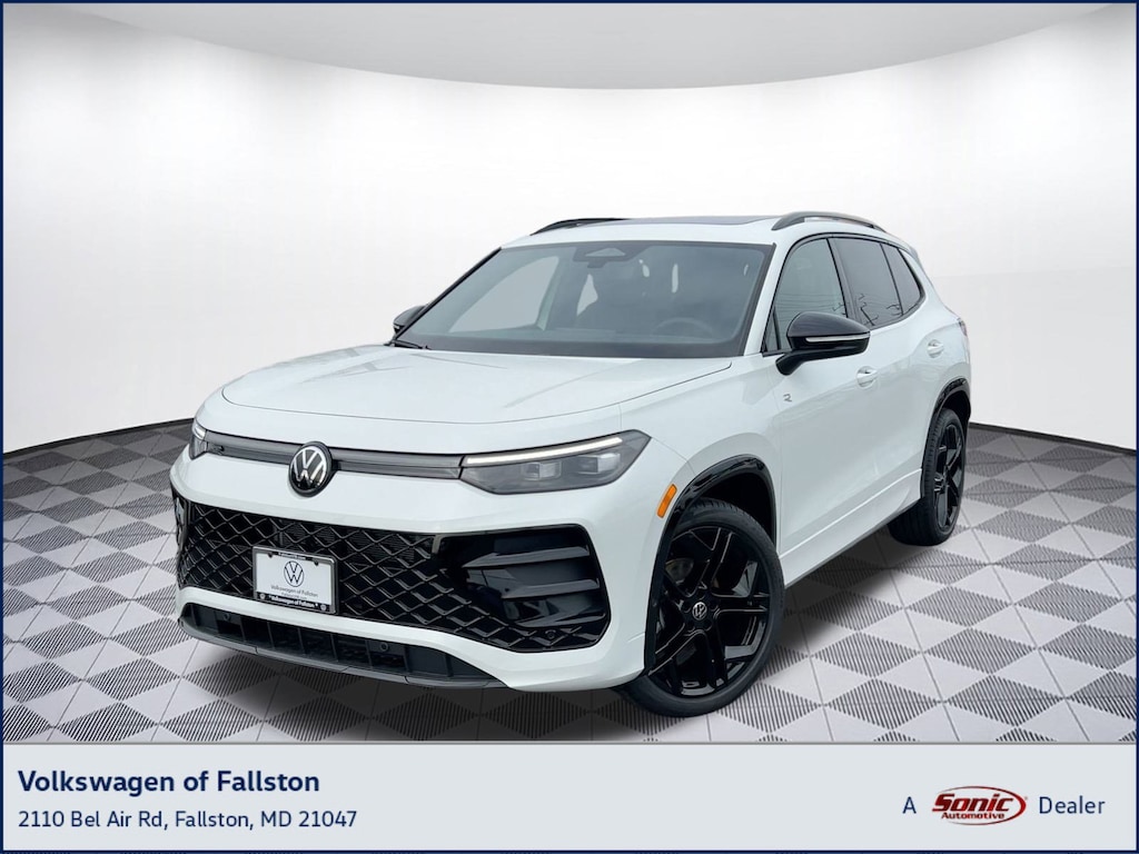 New 2026 Volkswagen Tiguan SE R-Line Black SUV