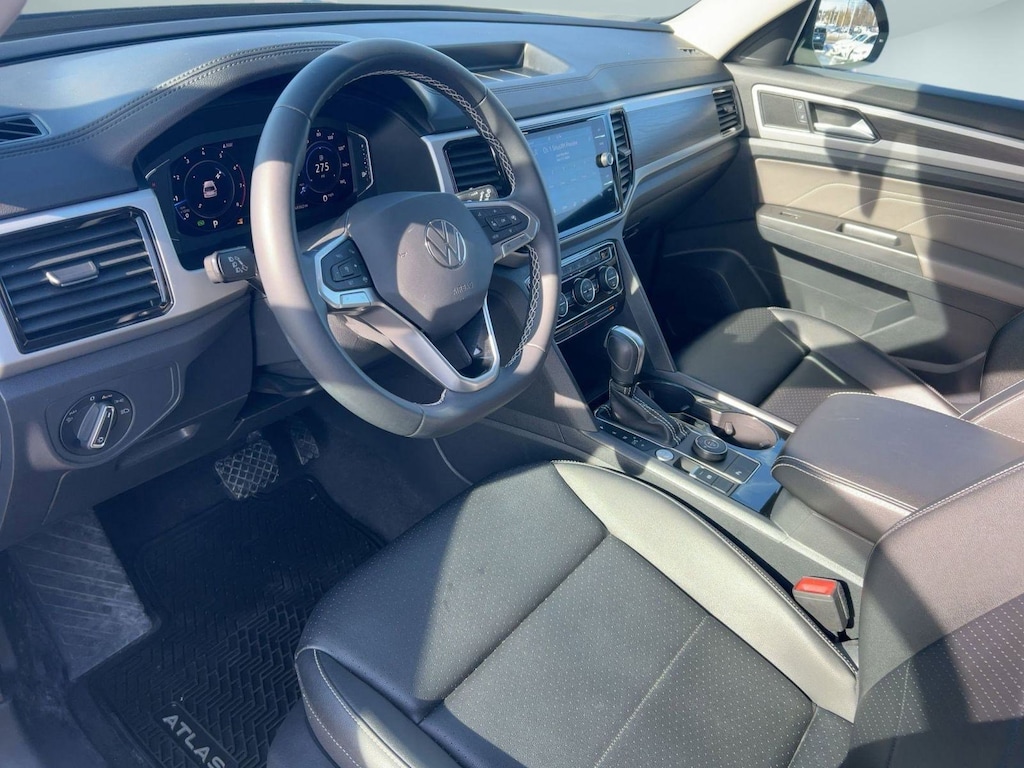 Used 2023 Volkswagen Atlas 2.0T SE w/Technology 2.0T SE w/Technology 4MOTION
